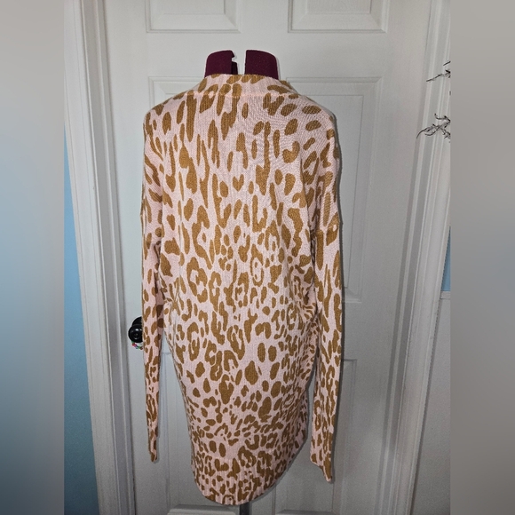 Show Me Your Mumu XS Pink Leopard Cliffside Sweater - Picture 5 of 9